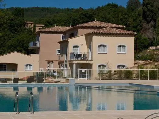 Vacancéole Le Domaine de Camiole - Chambres