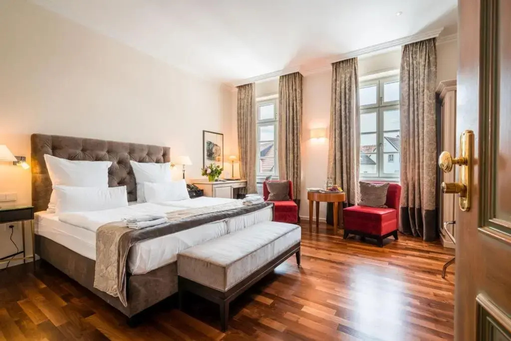 Hotel Deidesheimer Hof - Chambres