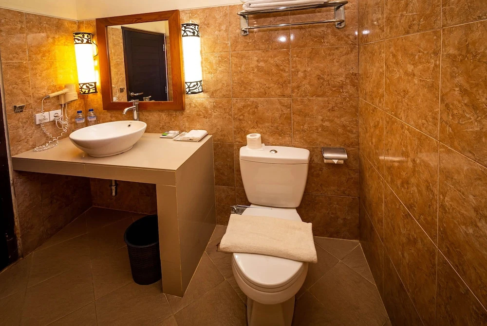 Yulia Beach Inn Kuta - Chambres