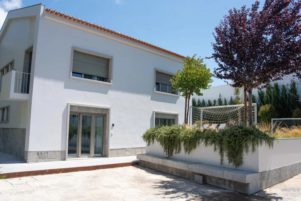 Santa Joana Apartment with garden and heated pool