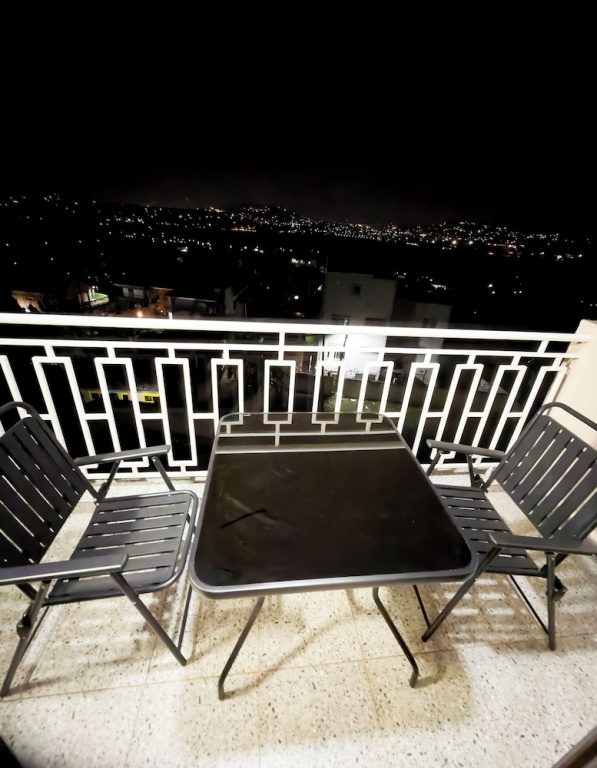 Charm Luxe Homes