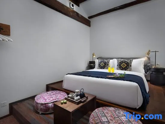 Standard Double room with garden view (full double bed)