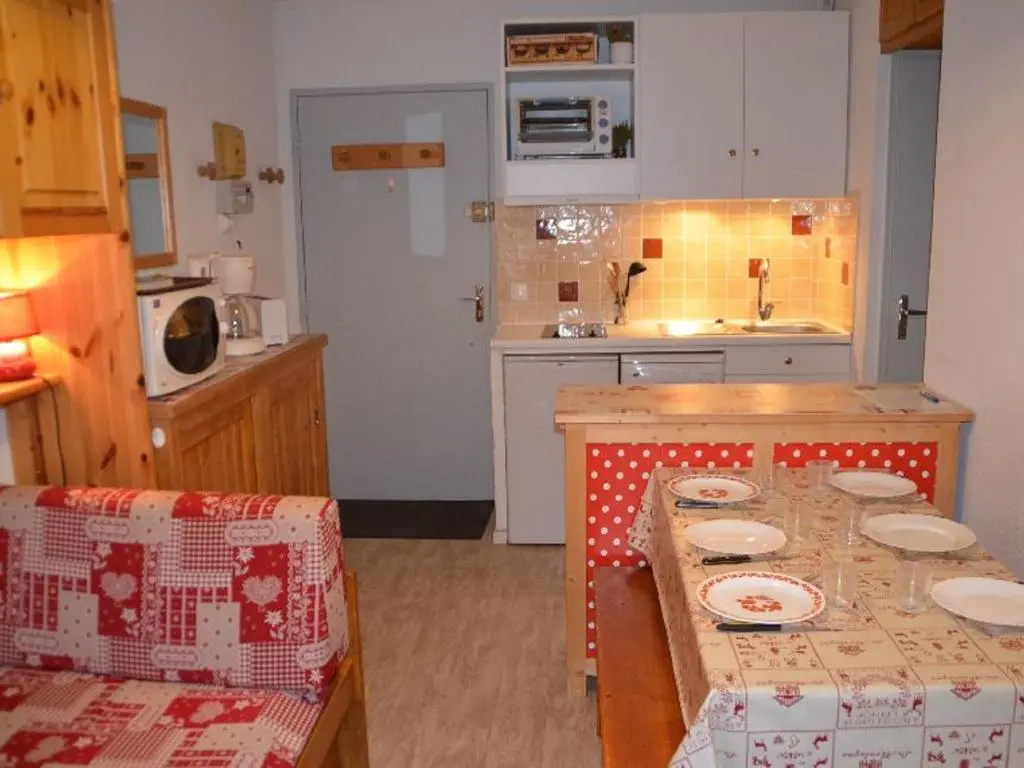 Afficher la photo 8 — Appartement Les Menuires, 1 pièce, 4 personnes - FR-1-452-31