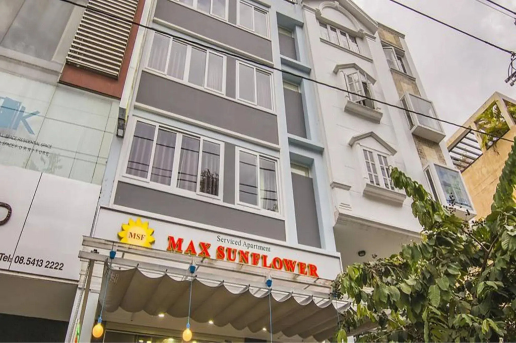 Max Sunflower Hotel