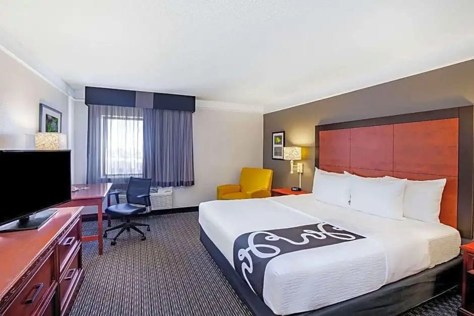La Quinta Inn & Suites by Wyndham Houston Baytown East - Chambres