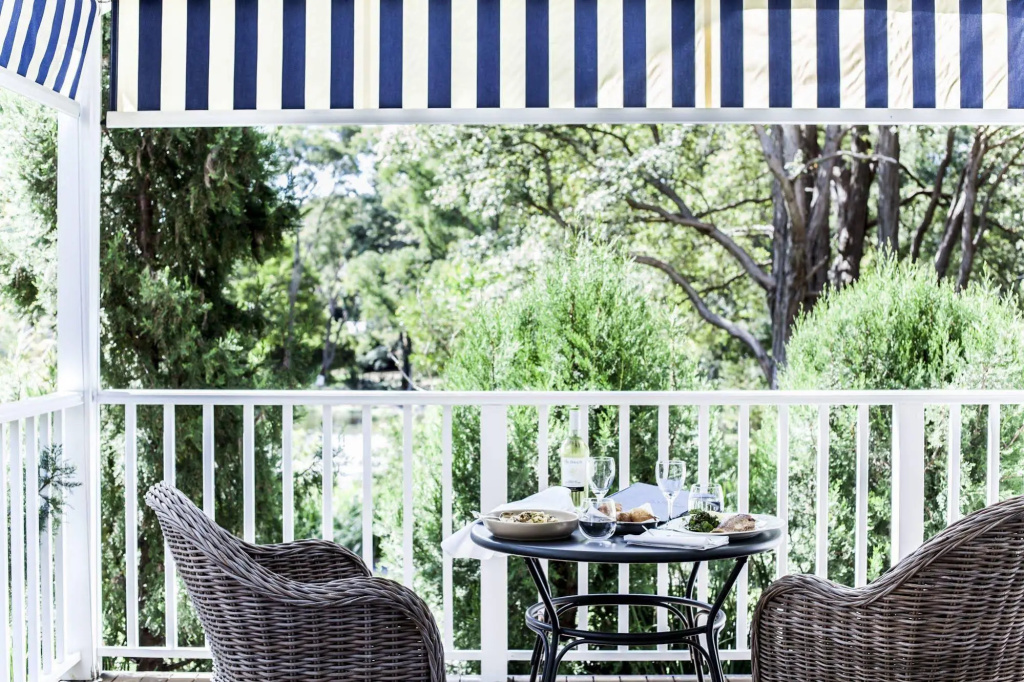 Balcony & Terrace