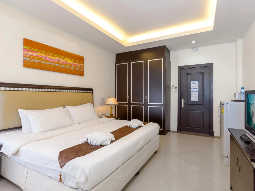 Superior Double room (full double bed)