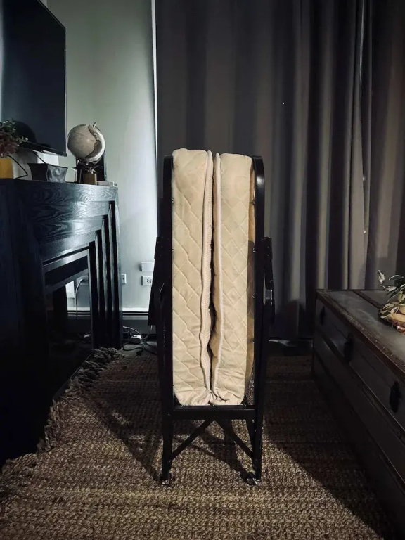 Stylish Downtown Condo near Rogers Place | Parking, Gym, Balcony & Kitchen - фото 49
