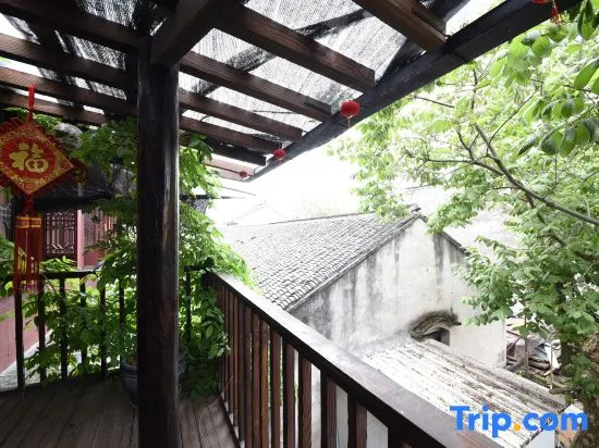 Balcony & Terrace