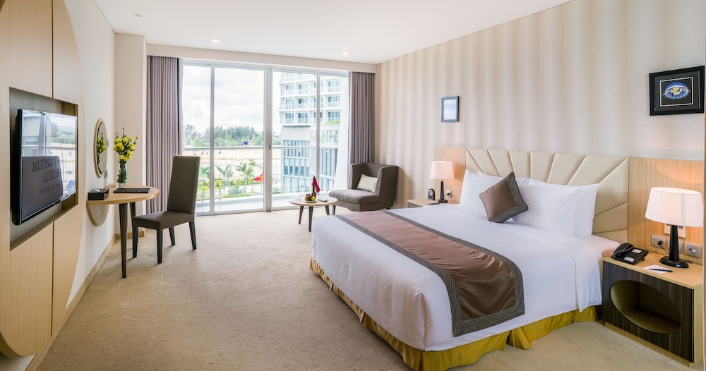 Muong Thanh Luxury Phu Quoc Hotel - Tap to explore photos