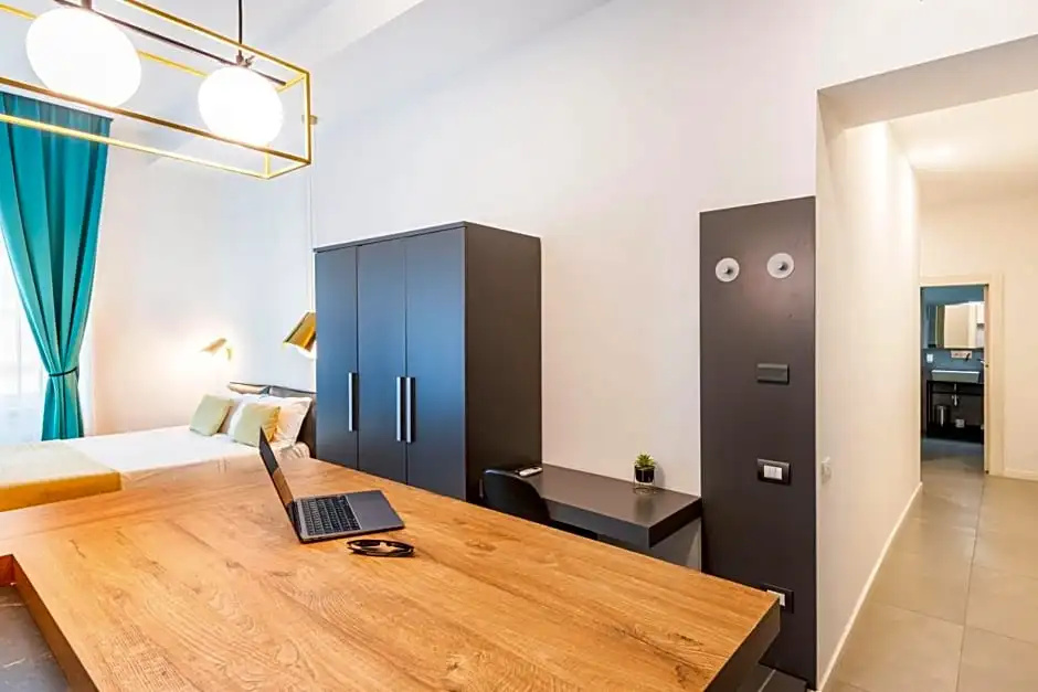Double Suite with sea view (full double bed)
