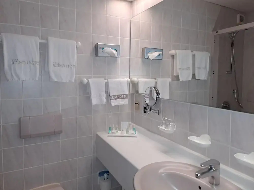 Leine Hotel - Chambres