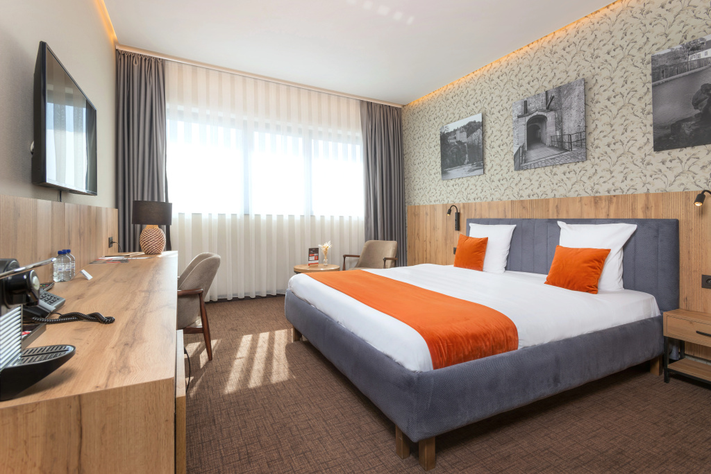 Hotel Le 830 — 3