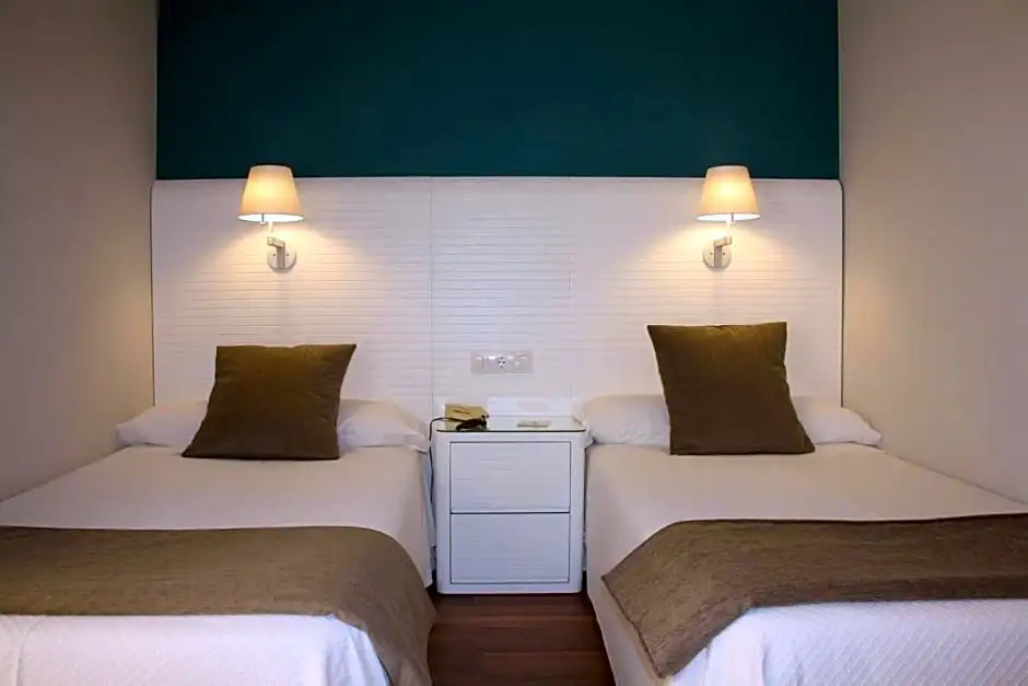 Las Rocas Playa Hotel - Chambres