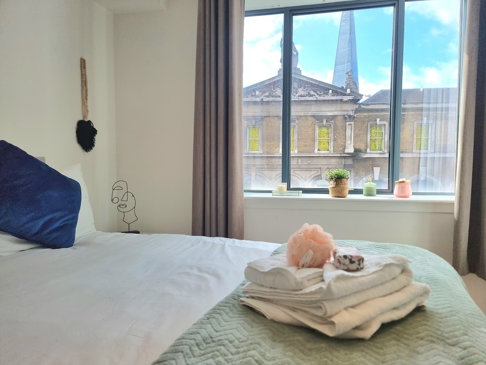Отель Urban Stay Shard View Apartments в Сити оф Лондоне