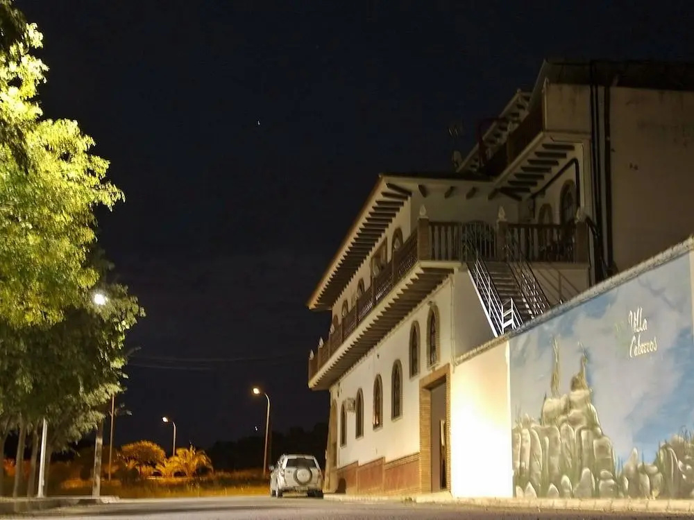 Hostel Villa Cabreros