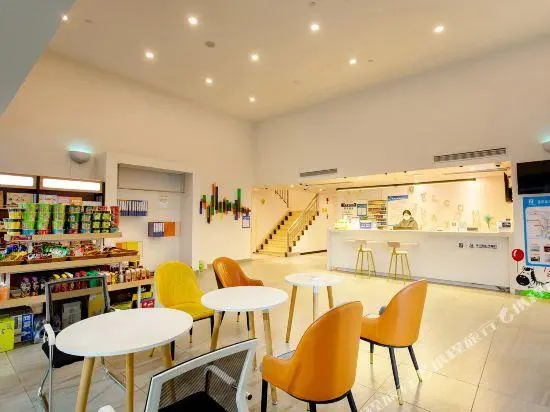 Food & Beverage