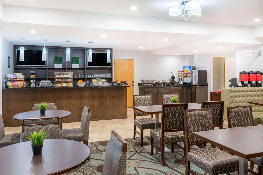 Hampton Inn Greenville Airport - фото 41
