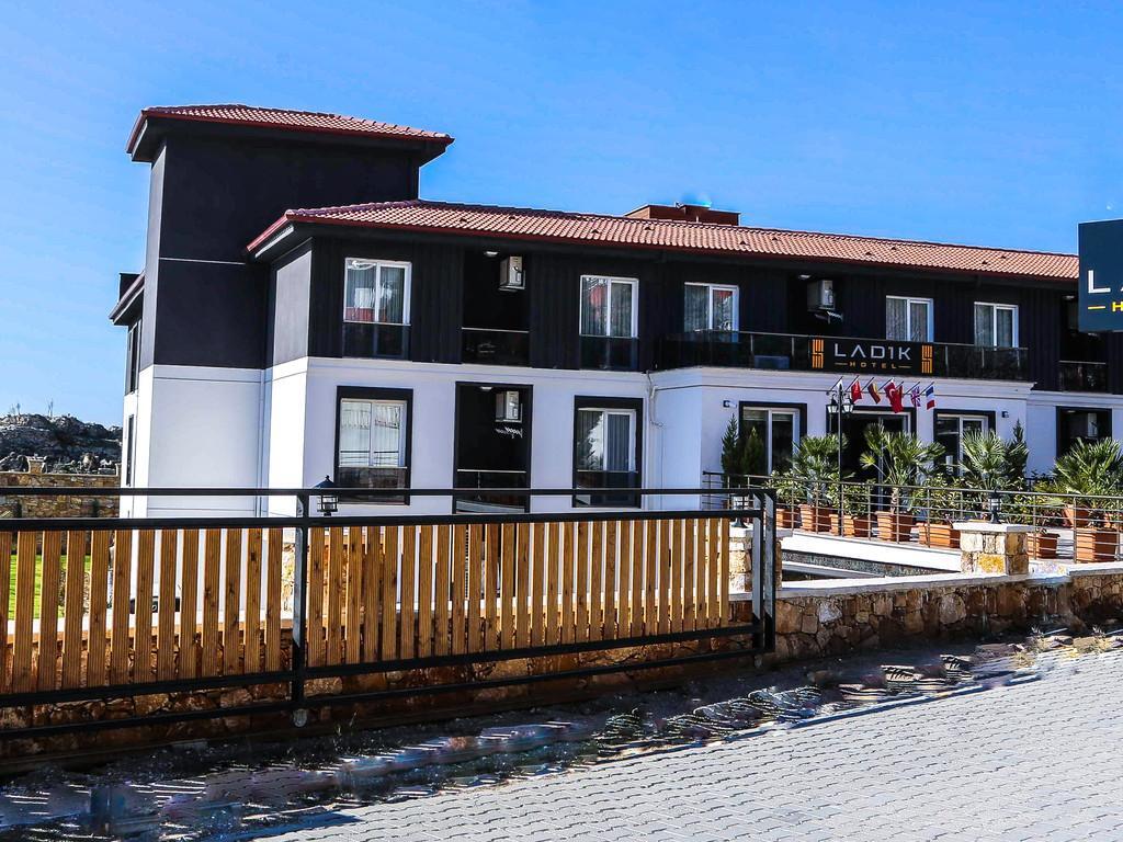 Ladik Termal Hotel image