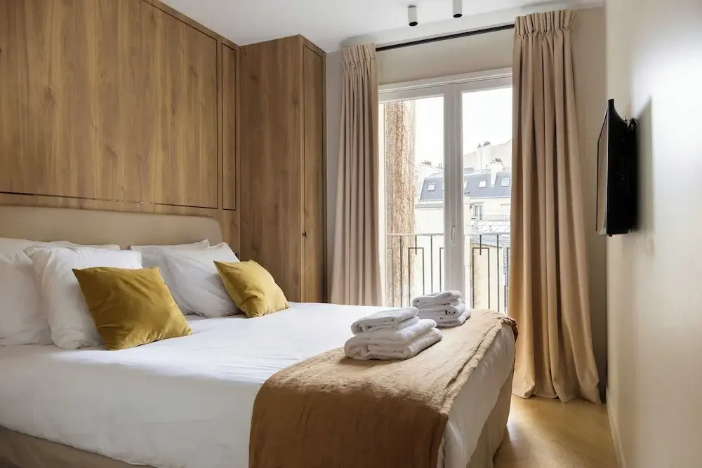 Spacious Apartment - 3br/8p - Eiffel Tower — фото