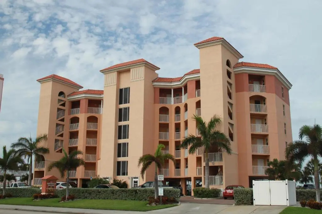 Surf Beach Treasure Island Resort