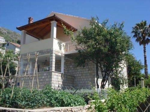 gallery_image_hidden_25