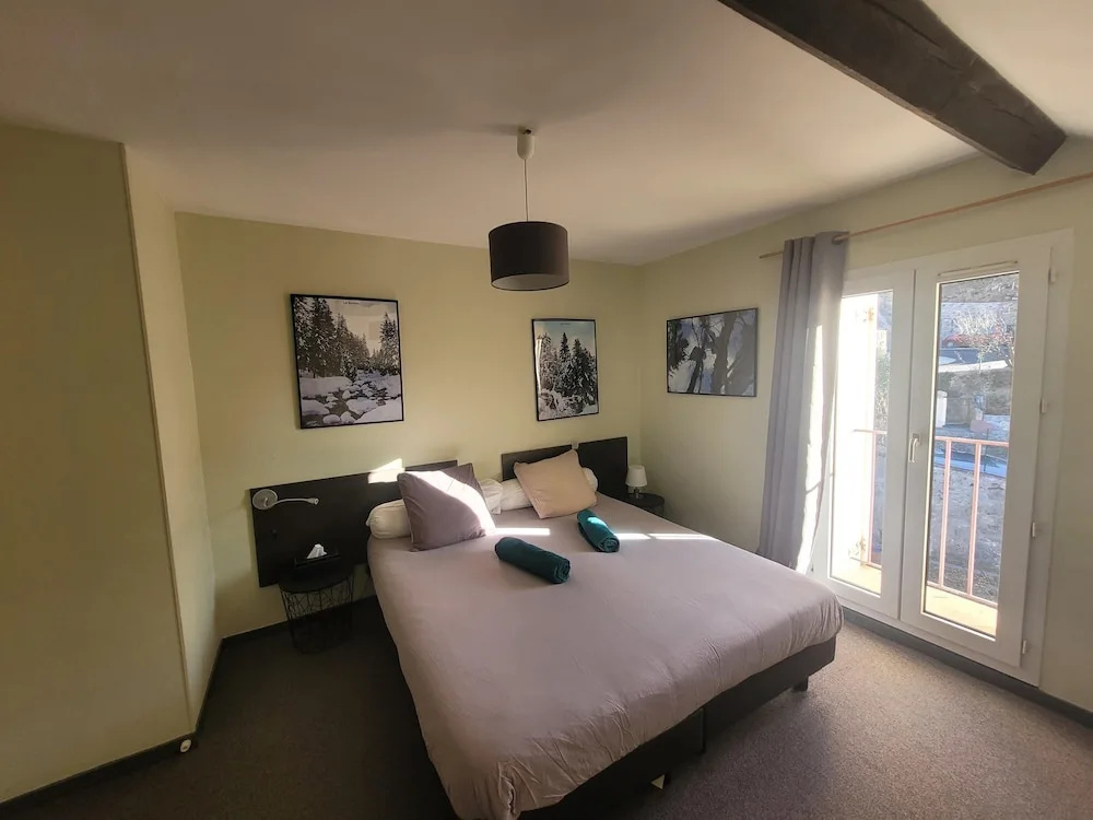 Premium room
