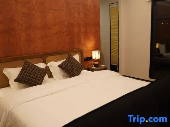 Standard Double Duplex room (full double bed)