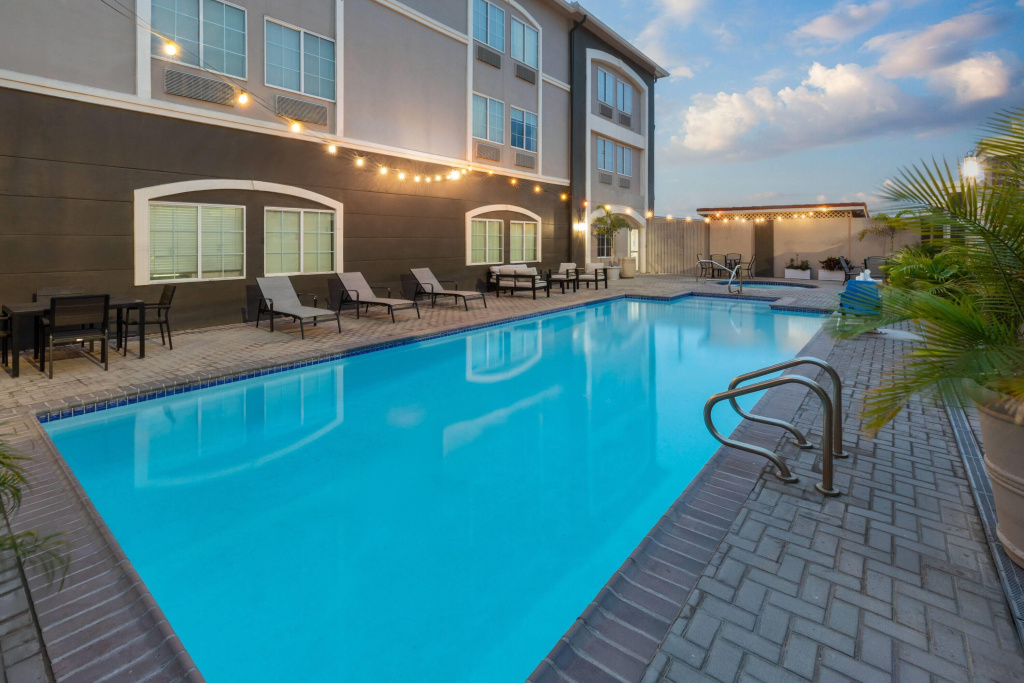La Quinta Inn & Suites by Wyndham Laredo Airport - Général