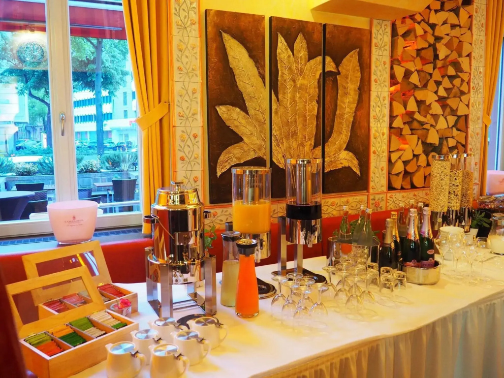 Hotel photo 9