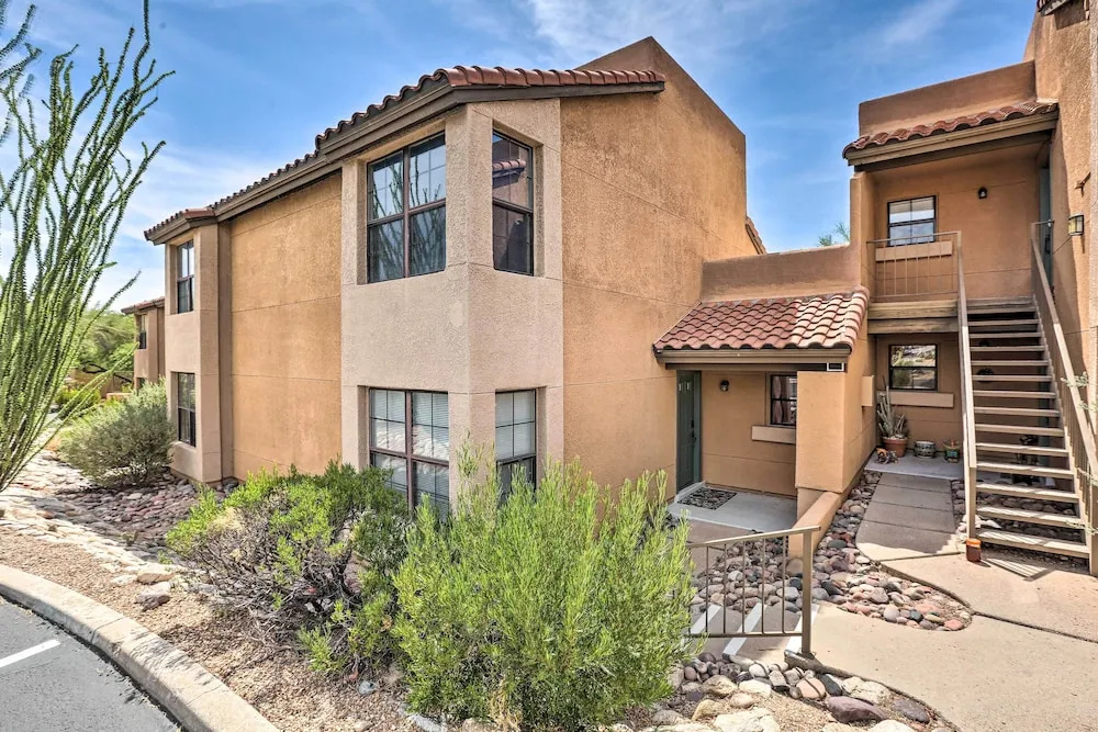 Gorgeous Tucson Getaway w/ Furnished Patio!