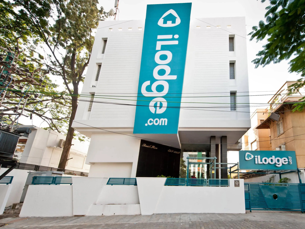 Bloom Hotel - Indiranagar
