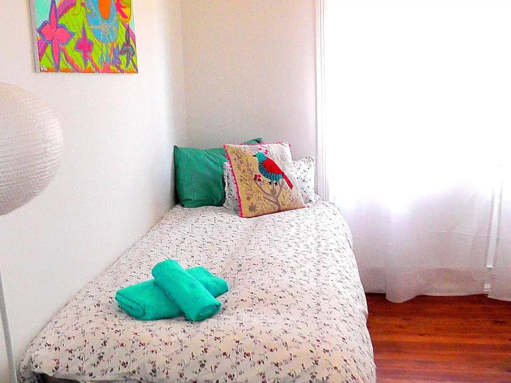 Standard Triple room with city view