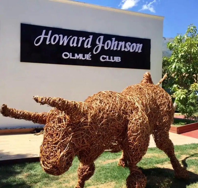 Howard Johnson By Wyndham Olmue
