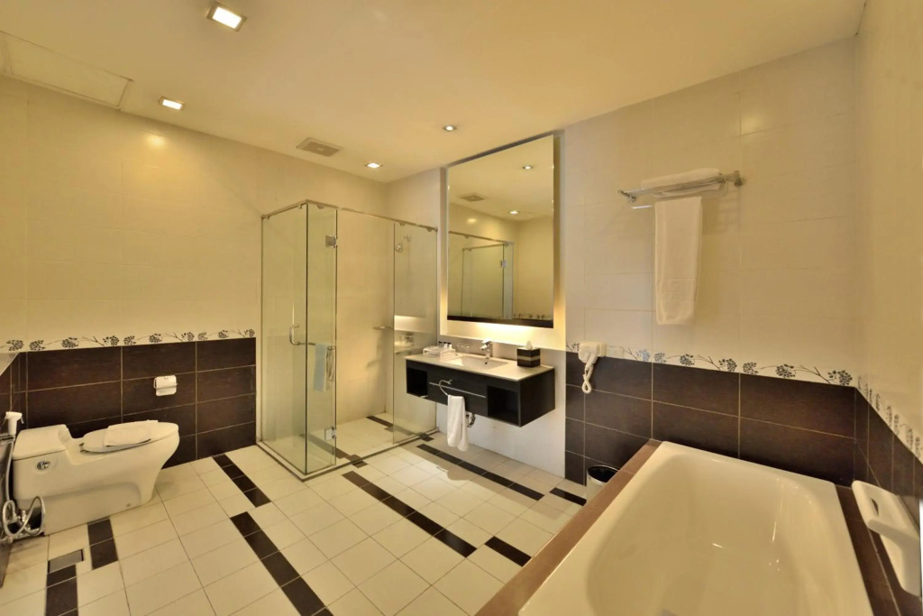 Golden Flower Hotel Bandung - фото 7