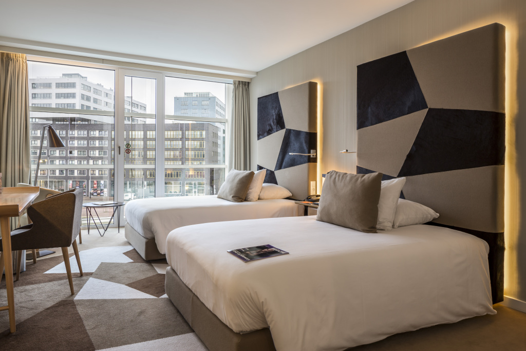 Room Mate Aitana by null
