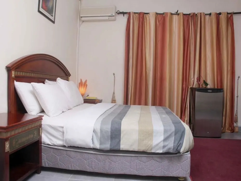 Standard Double room with balcony (full double bed)