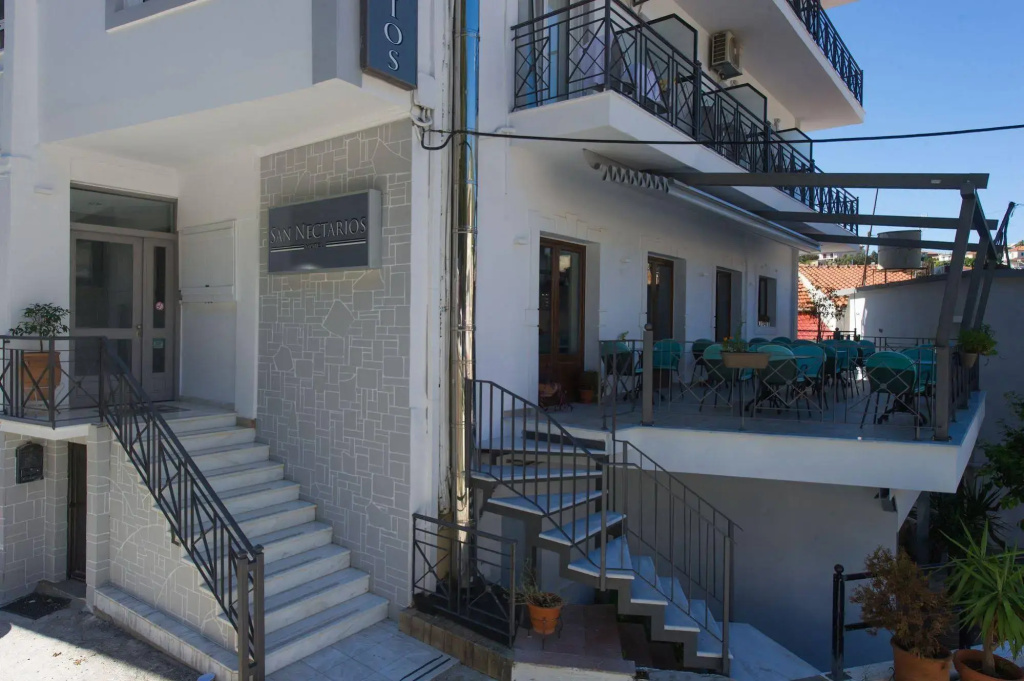 San Nectarios Hotel