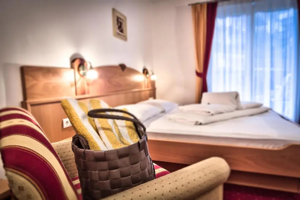 Standard Double room with sea view (full double bed)