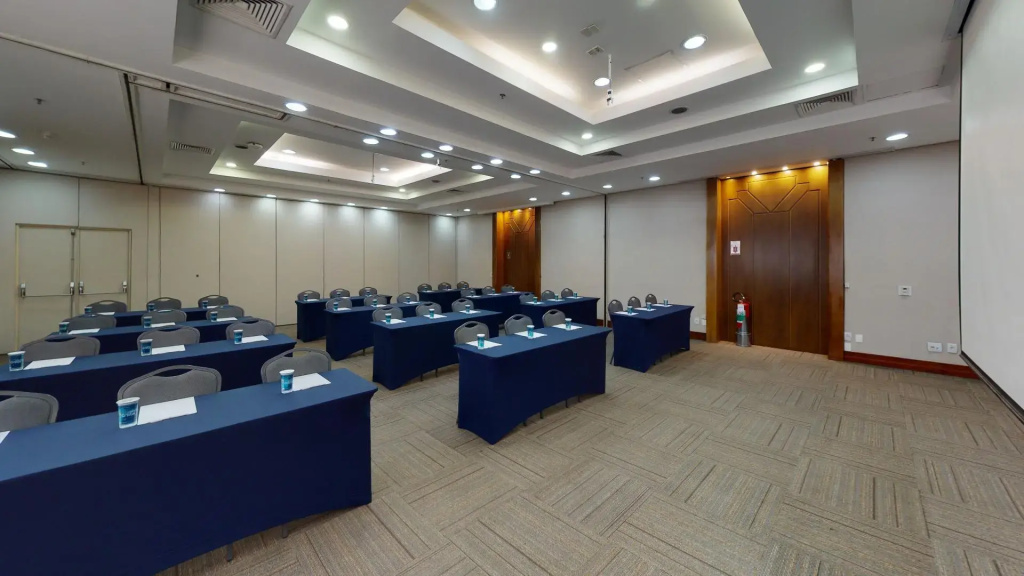 Estanplaza Funchal - Faria Lima - Général
