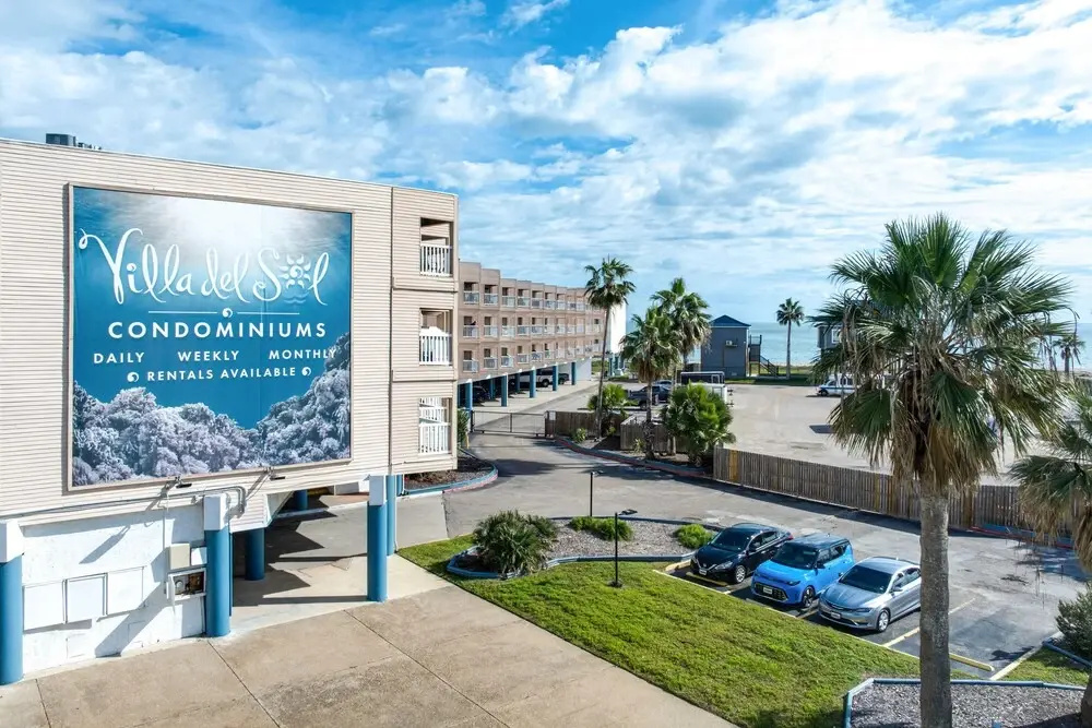 Corpus Christi Condo: Pool + Access To North Beach