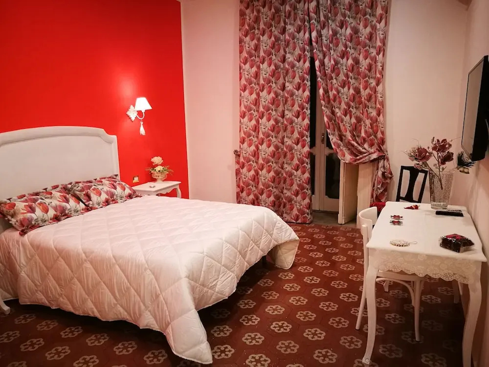 Standard Triple room with balcony