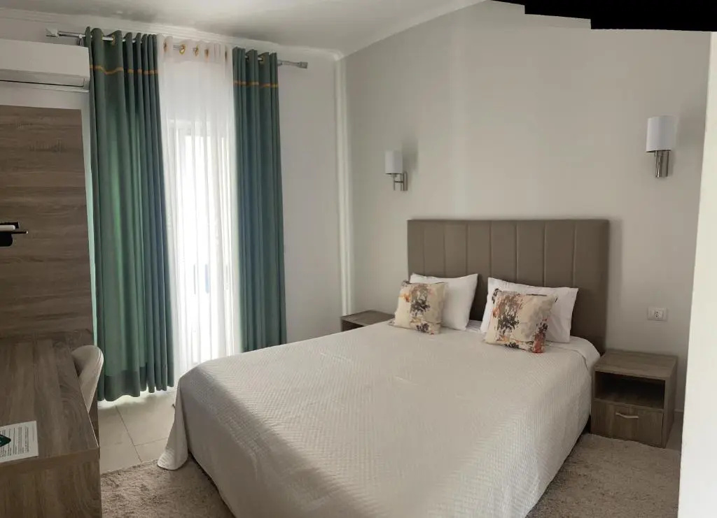 Standard Double room with balcony (full double bed)