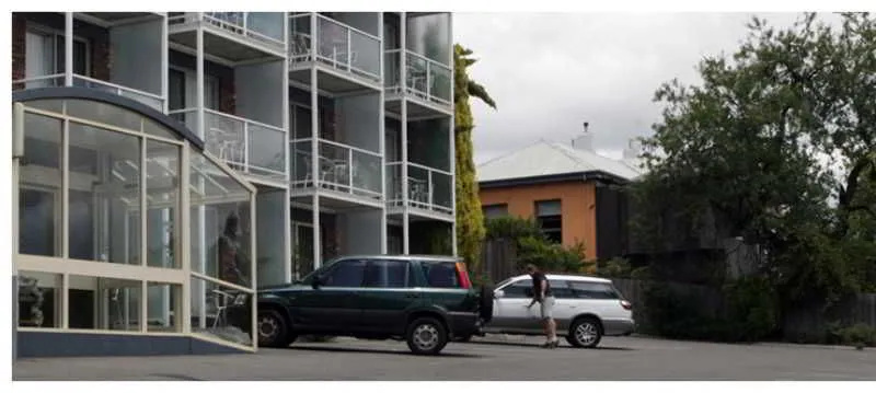 Adina Place Motel Apartments