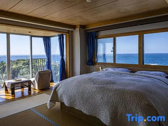 Deluxe Double room with ocean view (full double bed)