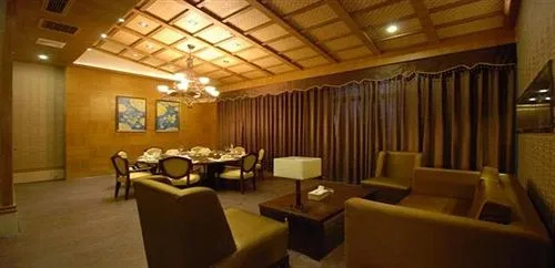 中堰国际酒店（都江堰高铁站店） - Général