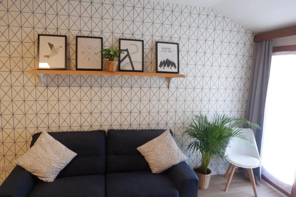 1 Bedroom Apartment with balcony