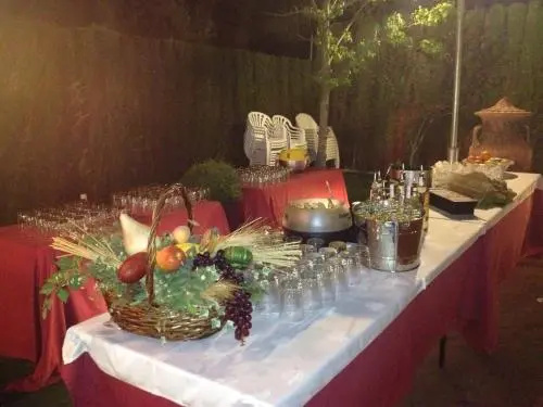 Food & Beverage