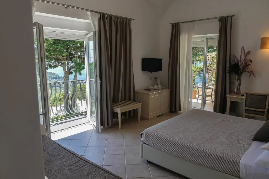 Hotel photo 37