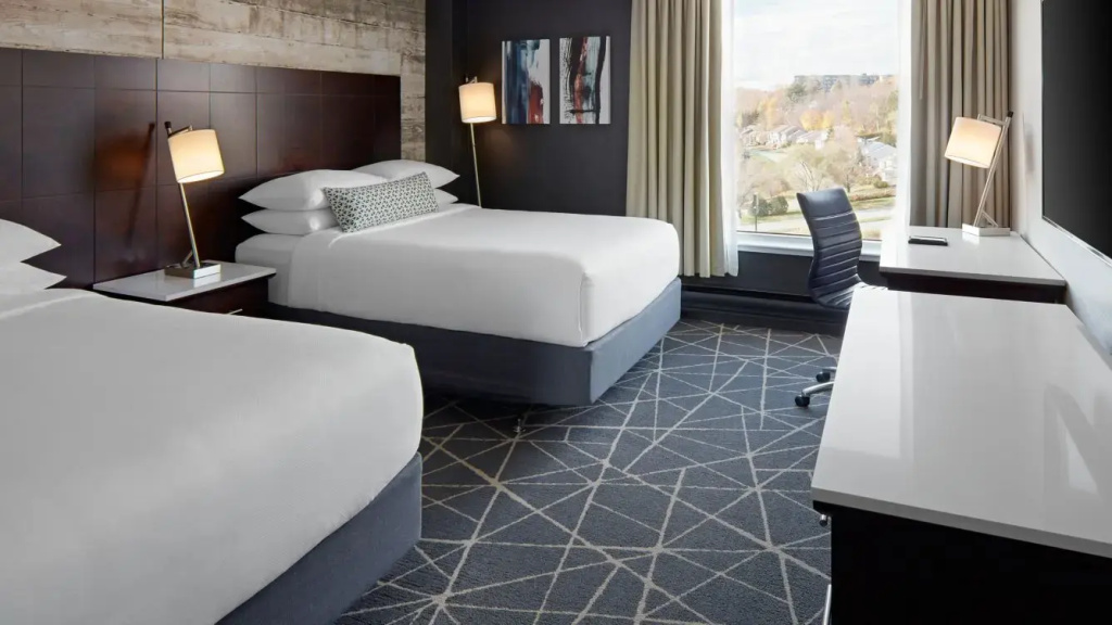 Delta Hotels by Marriott Sherbrooke Conference Centre - Chambres